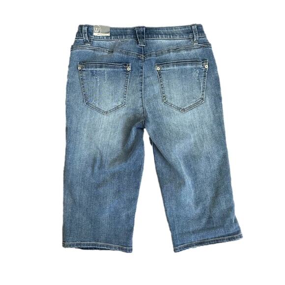Wit & Wisdom Denim Cutoff Bermuda Shorts Light Blue Distressing NWT Size 2 - Picture 3 of 11